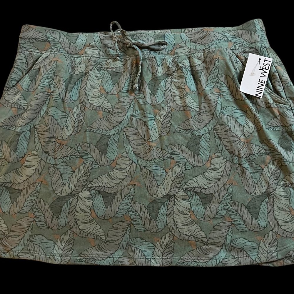 NWT Nine West Tropical Leaf Skirt, XXL